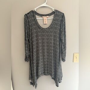 Philosophy Tunic Women’s SZ L Jersey Black White Asymmetrical 3/4 Sleeve Stretch